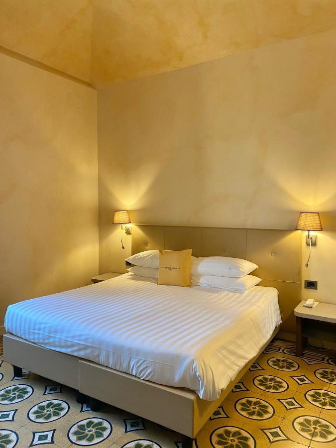 Relais & Spa Castello Di Casiglio Erba Oda fotoğraf